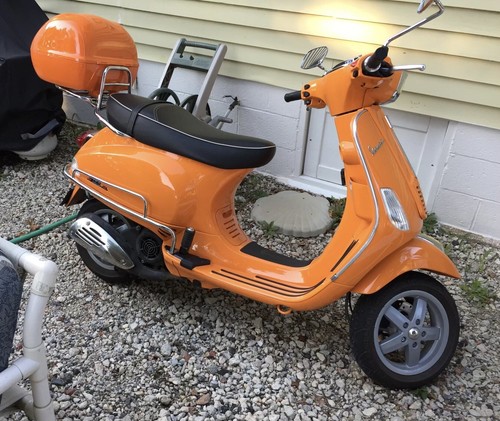 Vespa 150cc orange - vespa,